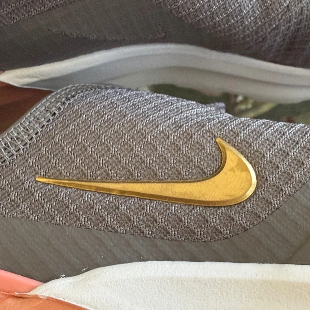 Nike New Grey and Pink Women's Sneakers